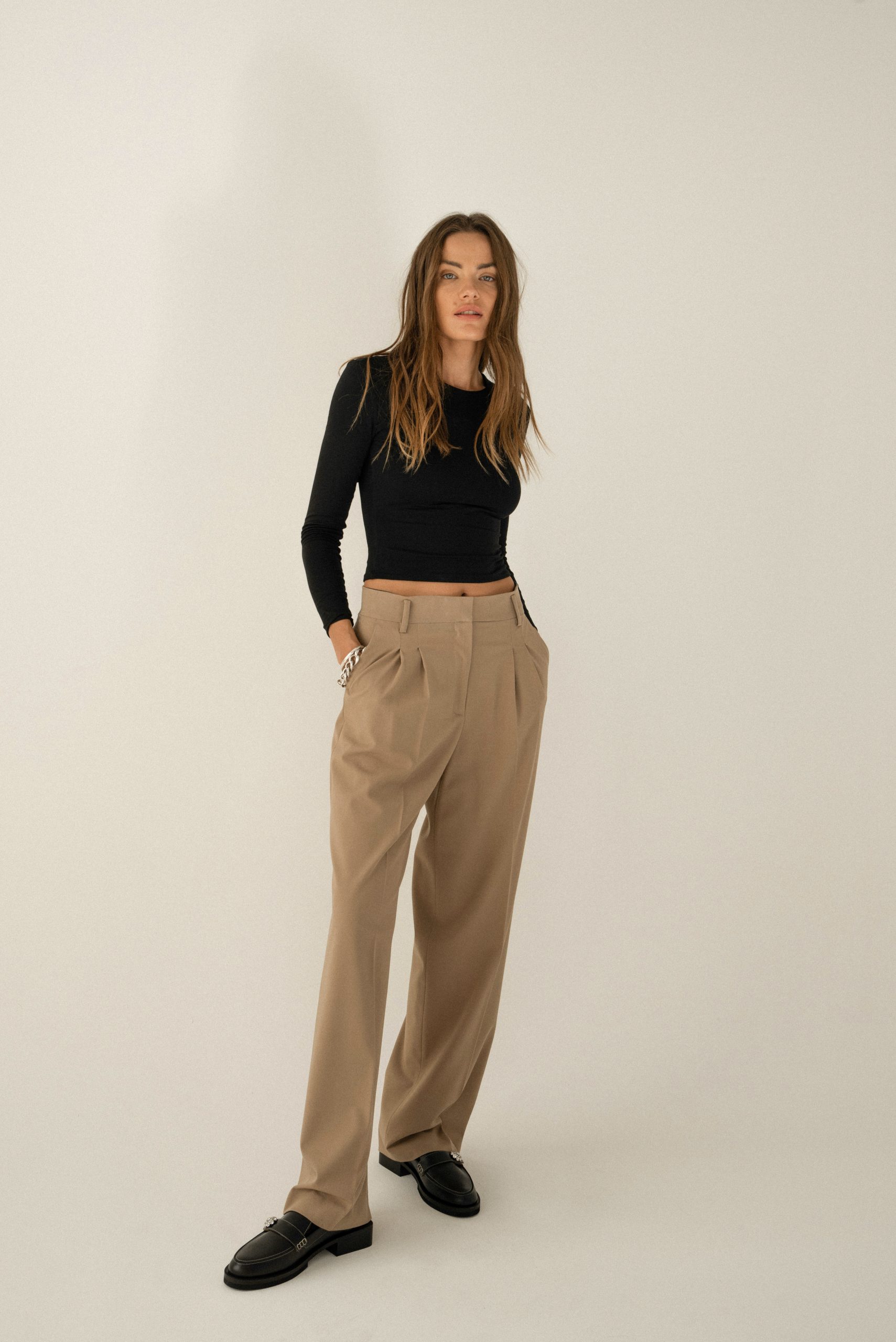 Crop Top z dzianiny czarny